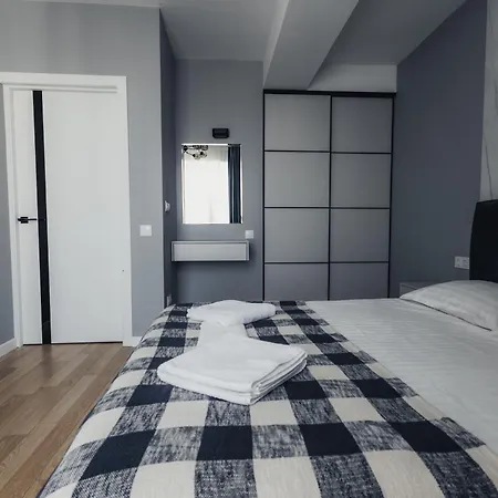 Modern 1br Great Area Near Mcdonalds Riscani *